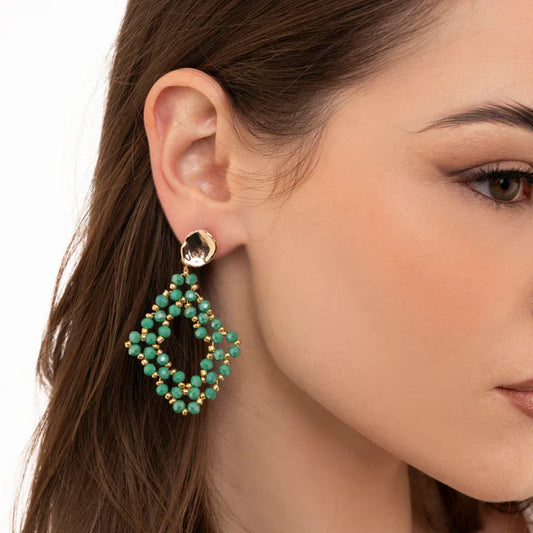 Orecchini pendenti a forma di rombo con micro cristalli verde scuro